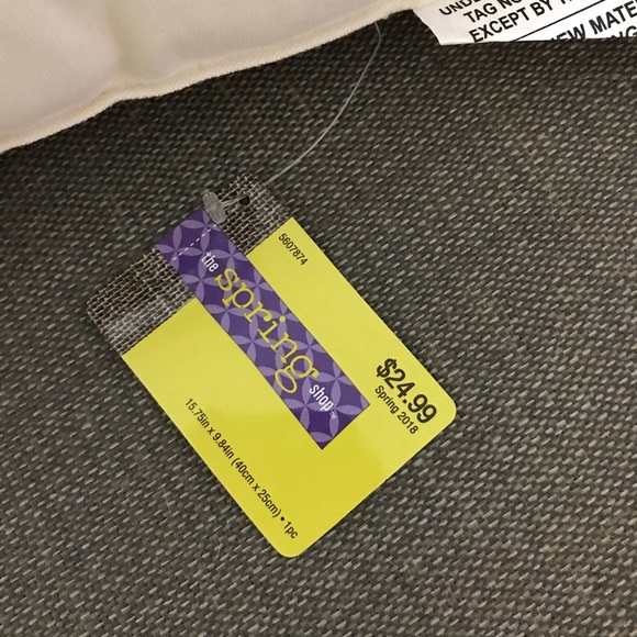 ‼️SOLD‼️Hobby Lobby Pillow Set - Picture 5 of 8